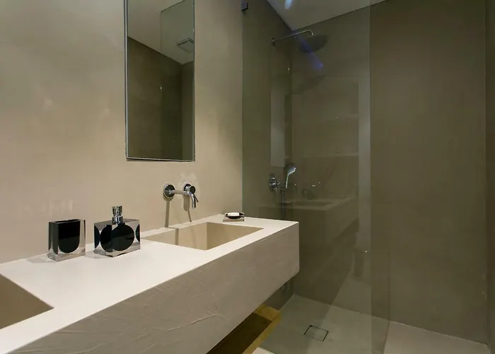 Marchesa Da Bica Luxury *