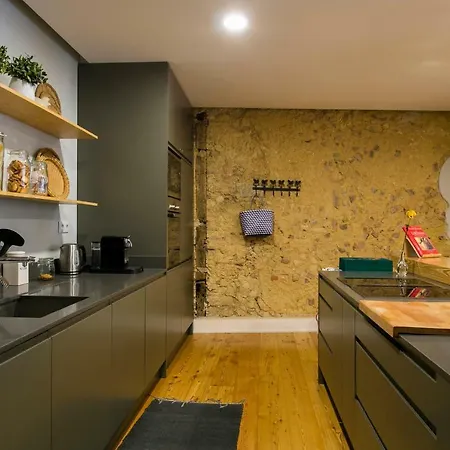 Marchesa Da Bica Luxury *